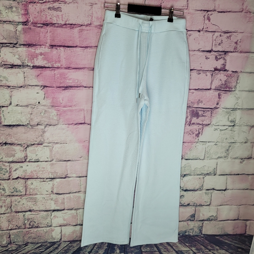 COMFRT WAFFLE LOUNGE PANT IN LIMITED EDITION SHADE POWDER BLUE WOMENS SMALL